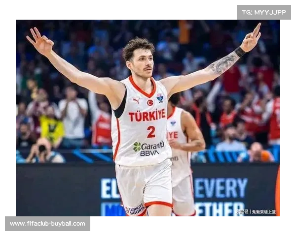 土耳其队门将风波再起奥兹尔被除名圣吉兹尔临危受命成新核心